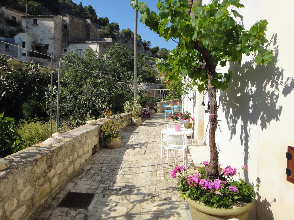 Le Dimore Dei Venti Apartment Ragusa Exterior photo