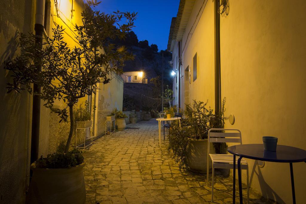 Le Dimore Dei Venti Apartment Ragusa Exterior photo